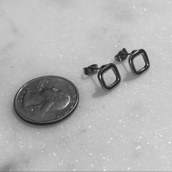 😻5/$15 Banana Republic silver-color studs square hollow - Picture 3 of 3